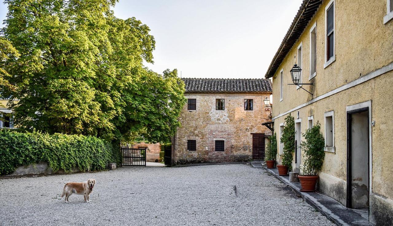 Aparthotel Palazzo Di Bagnaia Castel del Piano  Esterno foto