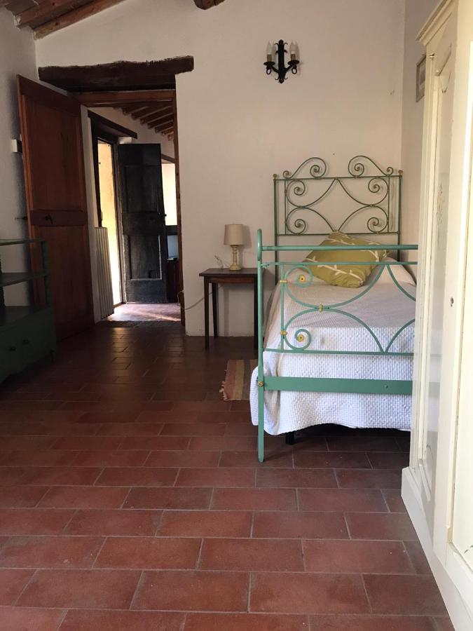 Aparthotel Palazzo Di Bagnaia Castel del Piano  Esterno foto
