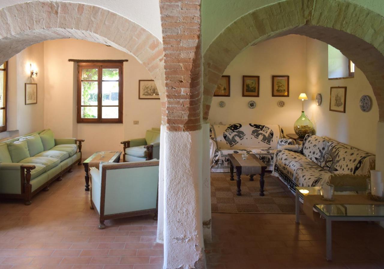 Aparthotel Palazzo Di Bagnaia Castel del Piano  Esterno foto