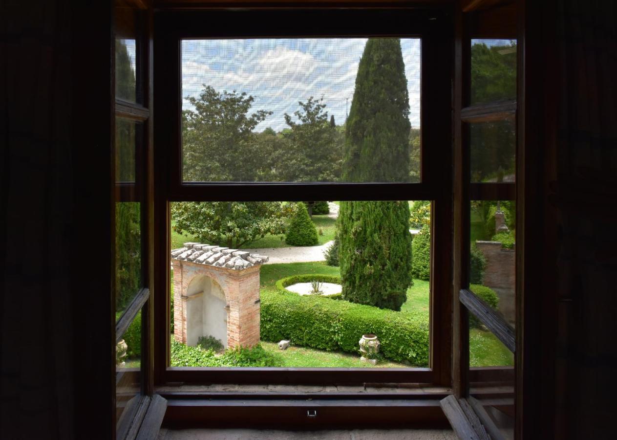 Aparthotel Palazzo Di Bagnaia Castel del Piano  Esterno foto